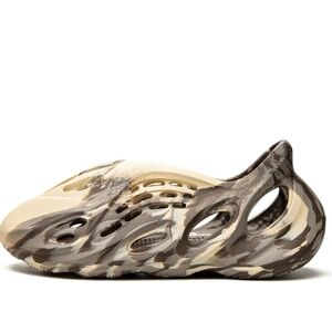 adidas Mens Yeezy Foam Runner MX GX8774 Cream Size 10